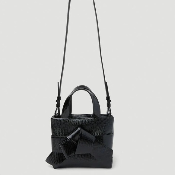 NWT ACNE STUDIOS Musubi Knotted Mini Shoulder crossbody Bag Black - Picture 1 of 11